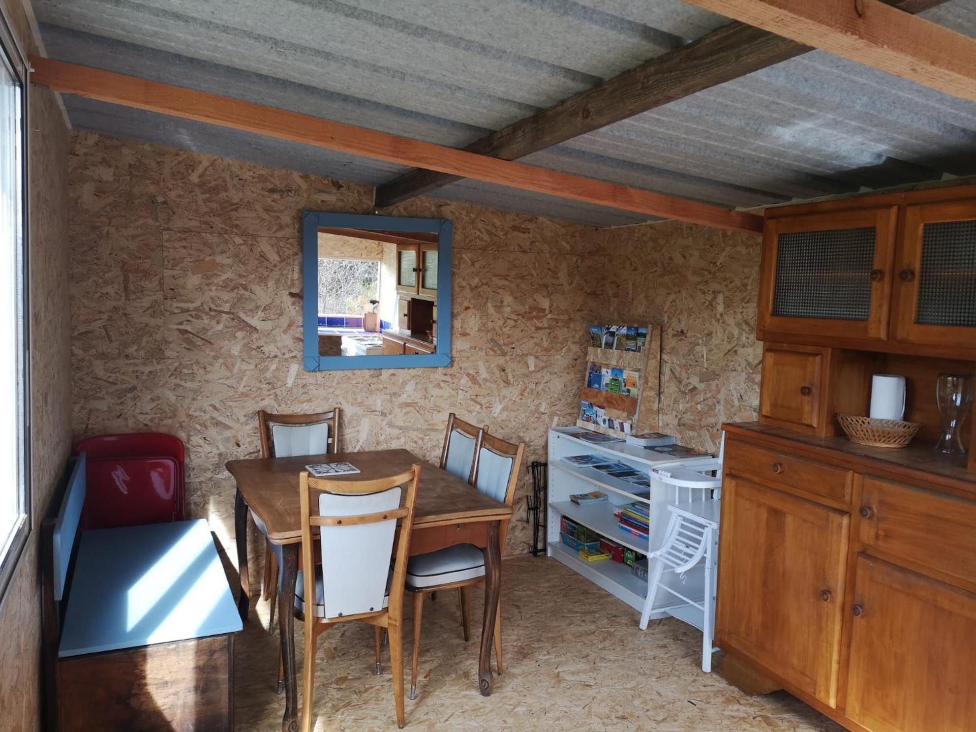 Sous Les Toiles De Pautilou Hotel Molles Buitenkant foto